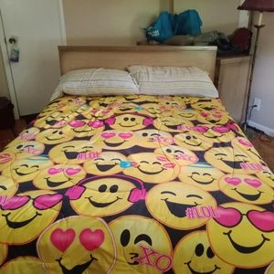 Bedroom set with box spring and mattress